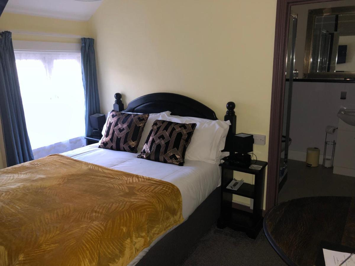 Stratton  The Kings Arms Inn מראה חיצוני תמונה